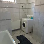 Viktor Apartmanhaz * Zamárdi